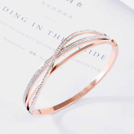 Women’s Fashion Diamond-Studded Titanium Steel Bracelet