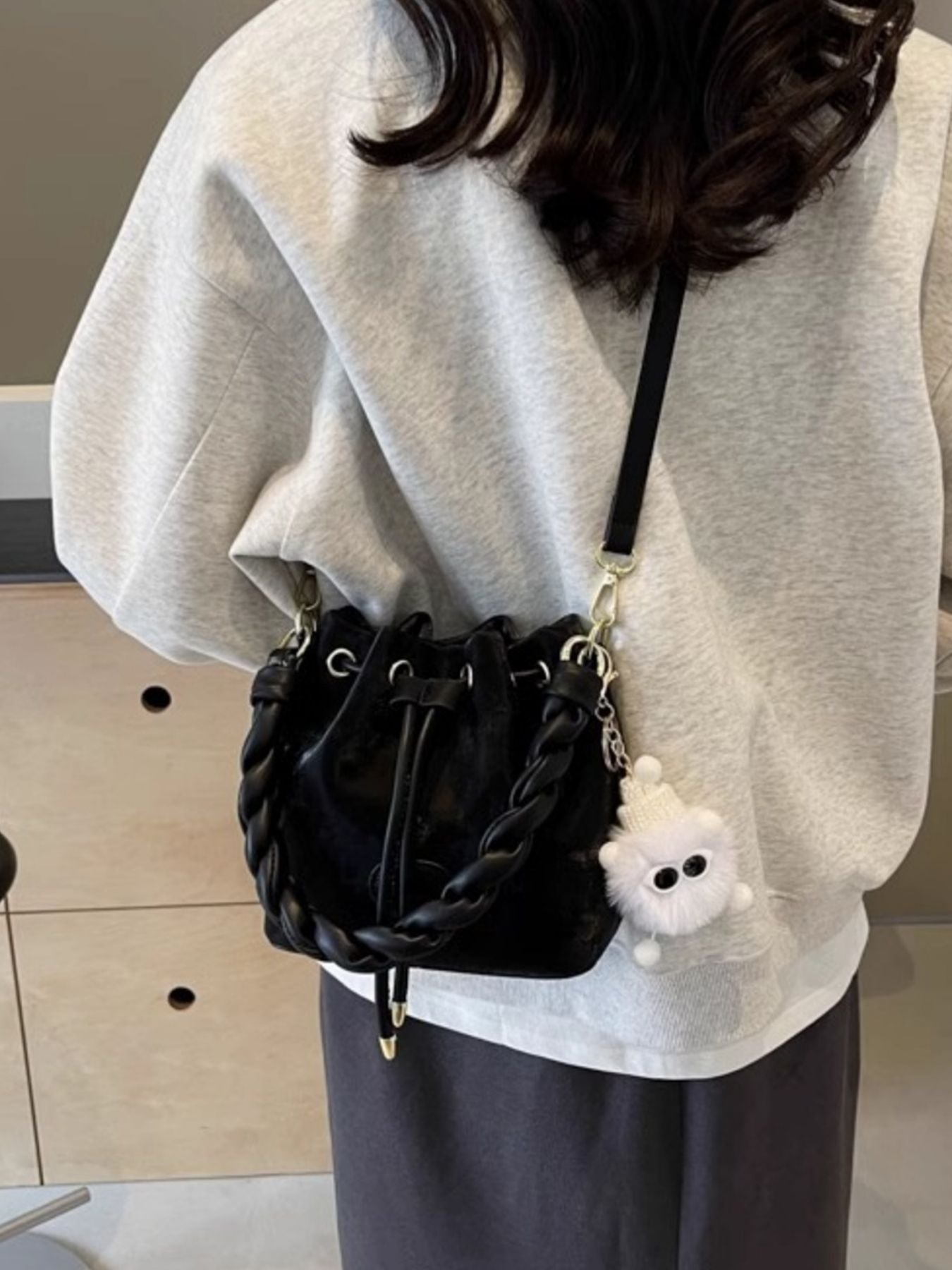 02c7ac99-300a-4acf-96c5-22d6a6851687-Max