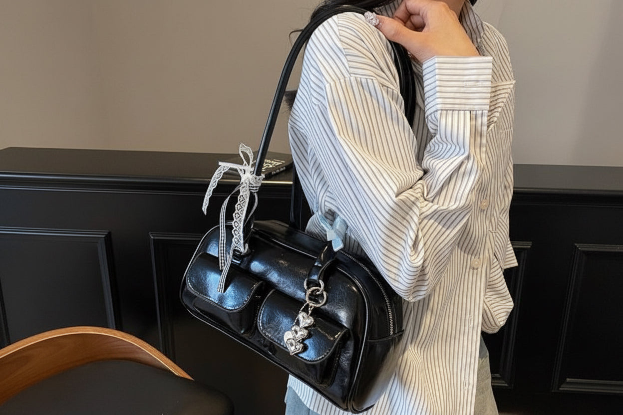 Bow-tie Ribbon Bowling Shoulder Bag w/pendant