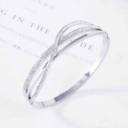 Women’s Fashion Diamond-Studded Titanium Steel Bracelet