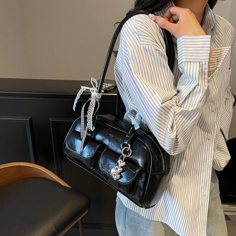 Bow-tie Ribbon Bowling Shoulder Bag w/pendant