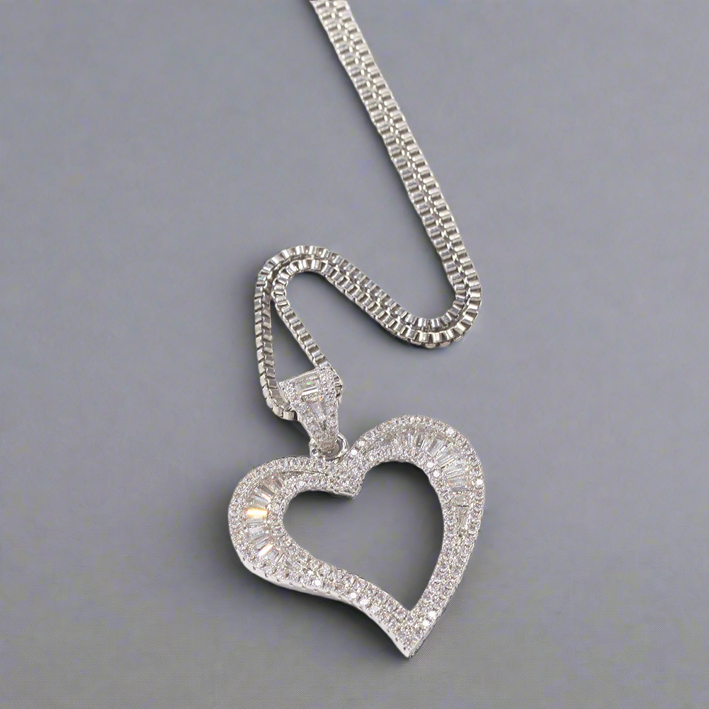 18k Heart Style Necklace