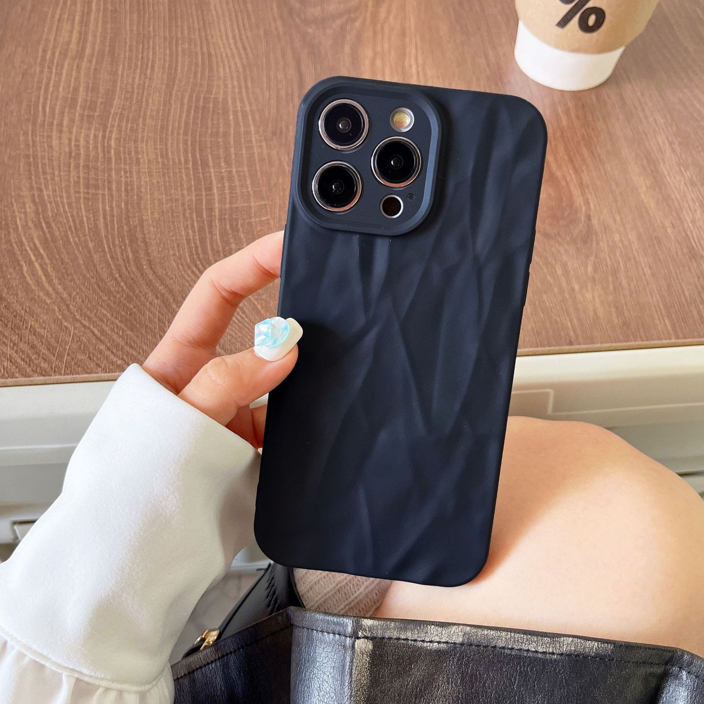 Funda de Teléfono Lisa Plisada Mate