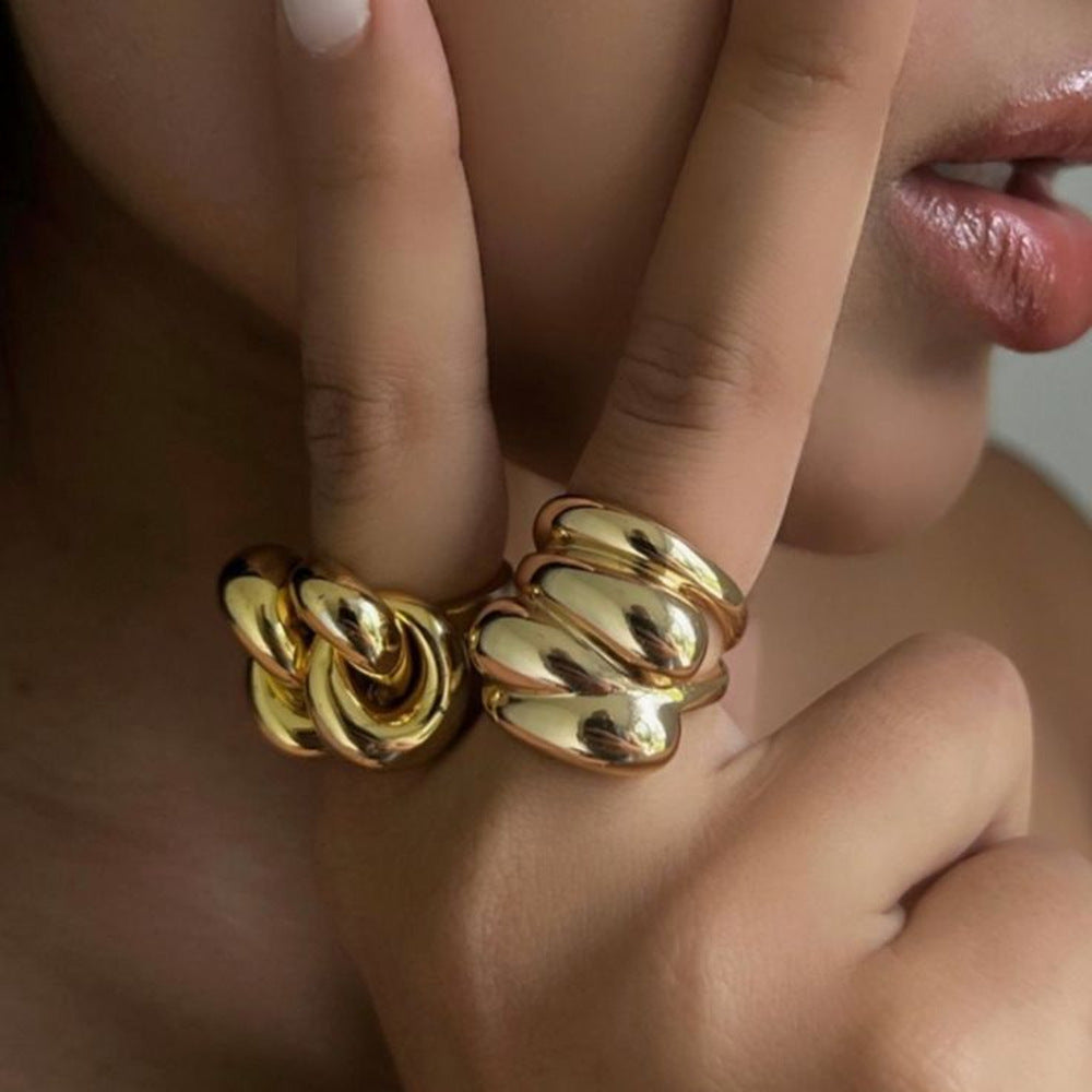 Lona Ripple Gold Ring
