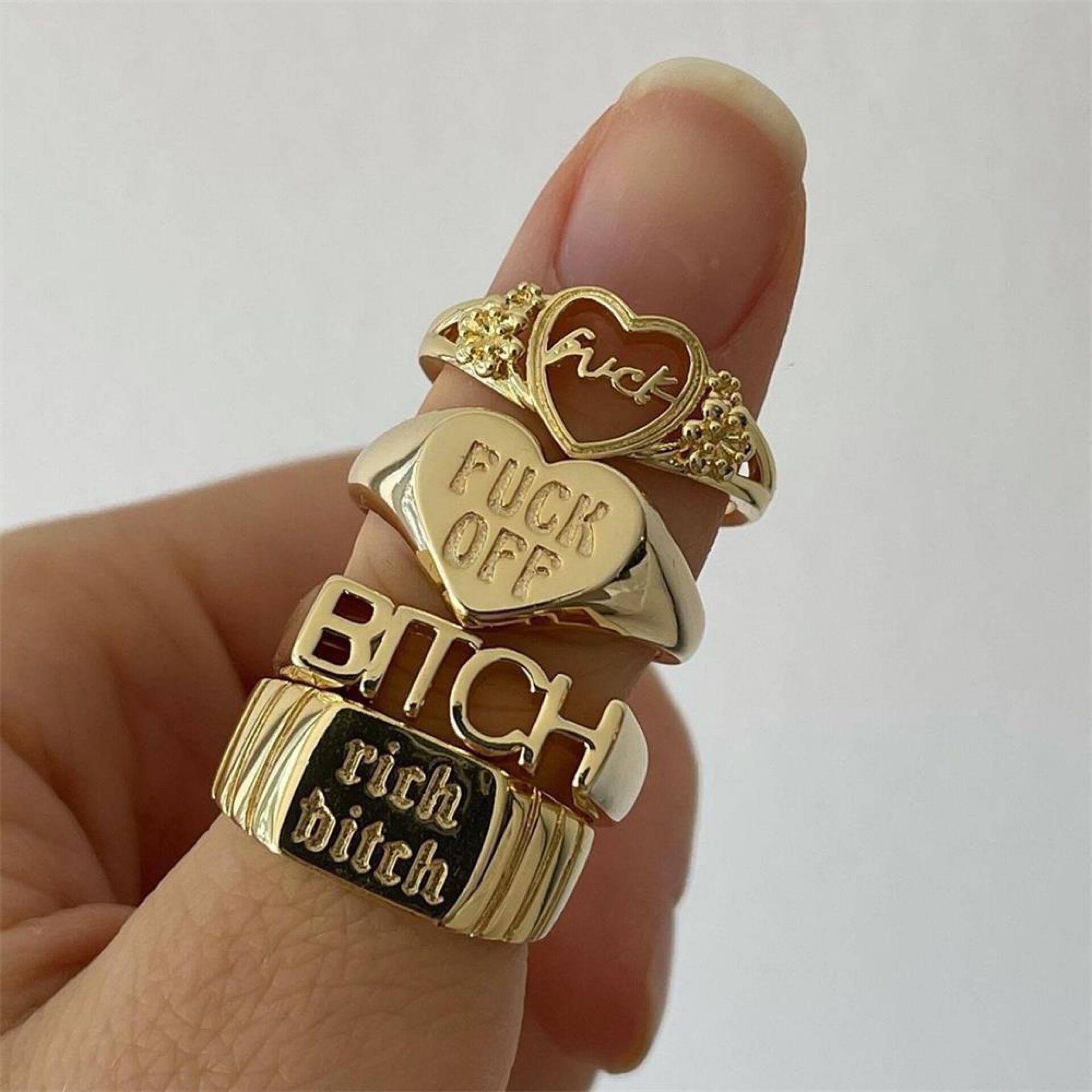 womens 5pc ring set with vulger language