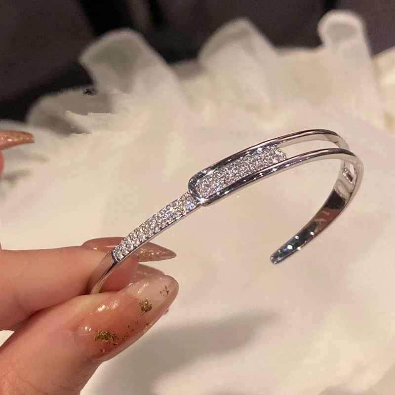 Niche Design Diamond Bangle